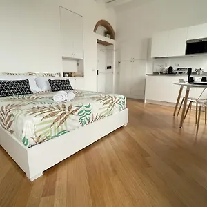 https://pd-apartments-darsena.italymilanhotels.net